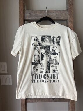 Taylor Swift Era’s Tour T-Shirt Small